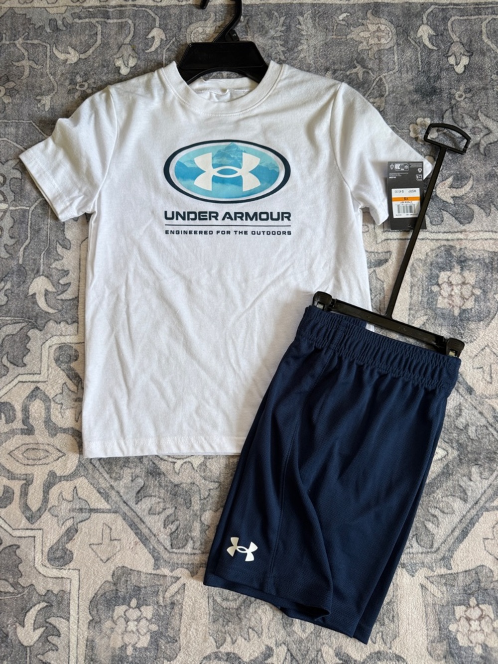 Under Armour boys size 8 White T-Shirt with Teal Logo & Navy Athletic Shorts